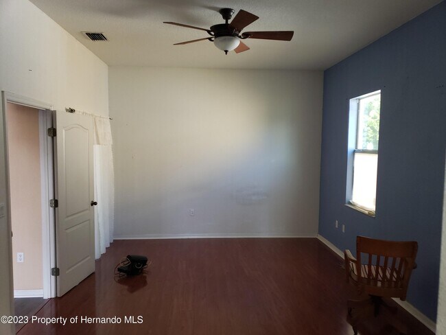 Building Photo - 15433 Sonora Dr