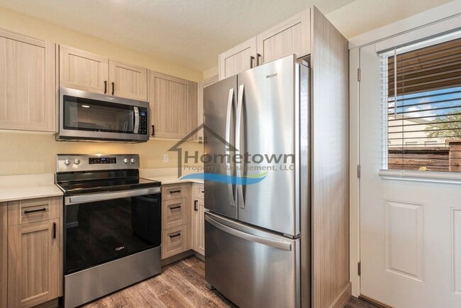 Building Photo - Craftsman-Style Home in Coeur d'Alene with 2 Bedrooms, 1.5 Bathrooms!