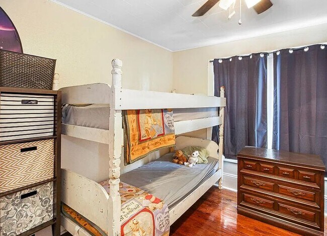 Building Photo - Charming 3-Bedroom Cottage in the Heart of Leesburg!