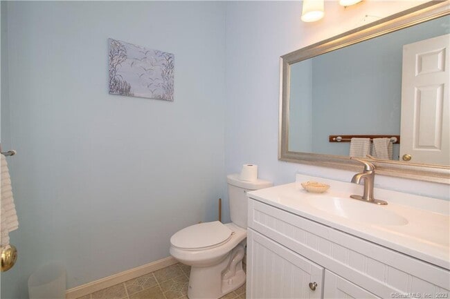 Building Photo - 82 Fowler Rd