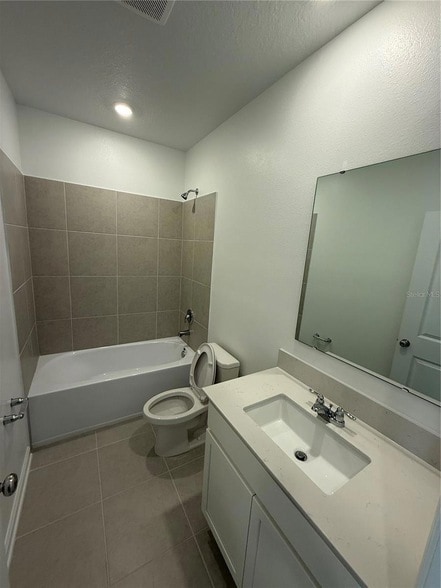 Building Photo - 5989 Zen Wy