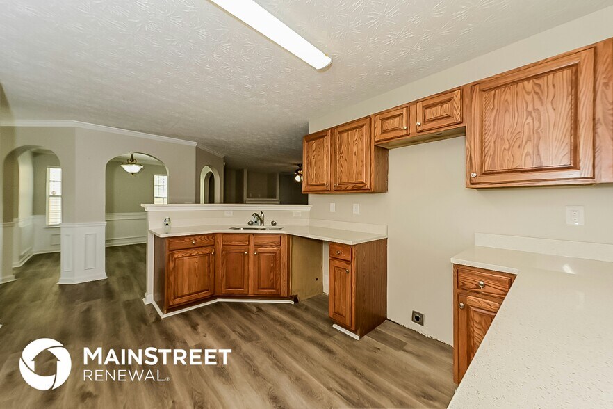 Building Photo - 7507 Garnet Dr