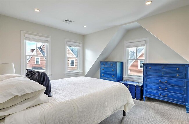 Building Photo - 26 S Angell St
