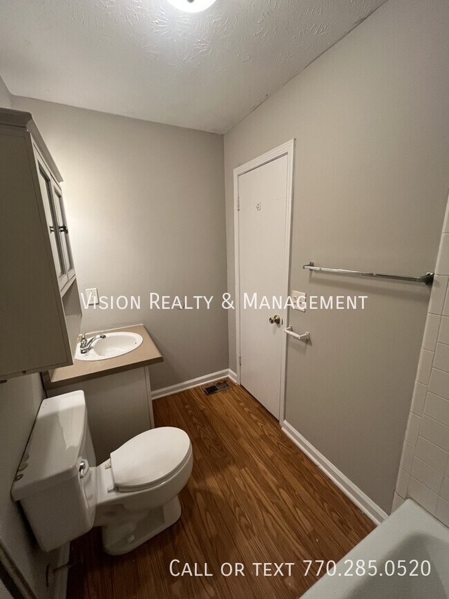 Building Photo - 153 Carroll Cir