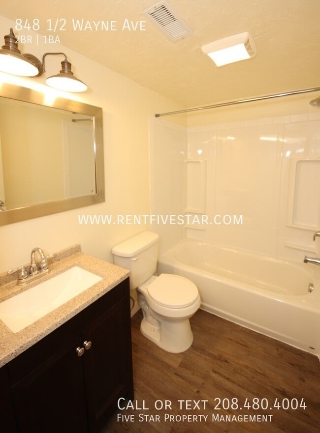 Building Photo - 848 1/2 Wayne Ave-