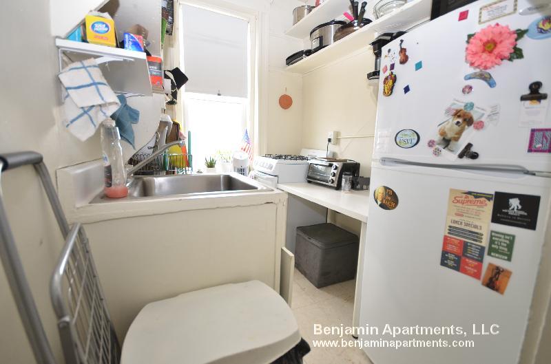 Building Photo - 1179 Boylston St