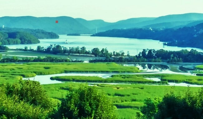 Building Photo - 10 S Mountain Pond