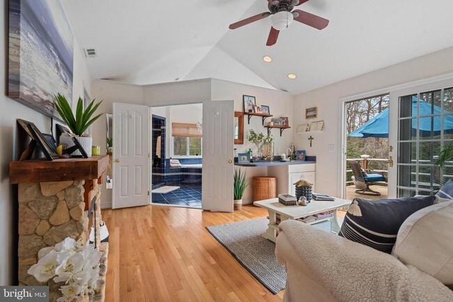 Building Photo - 301 Sturtons Ln