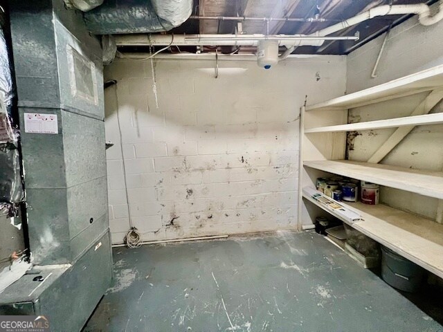 Building Photo - 2515 Skyland Trail NE