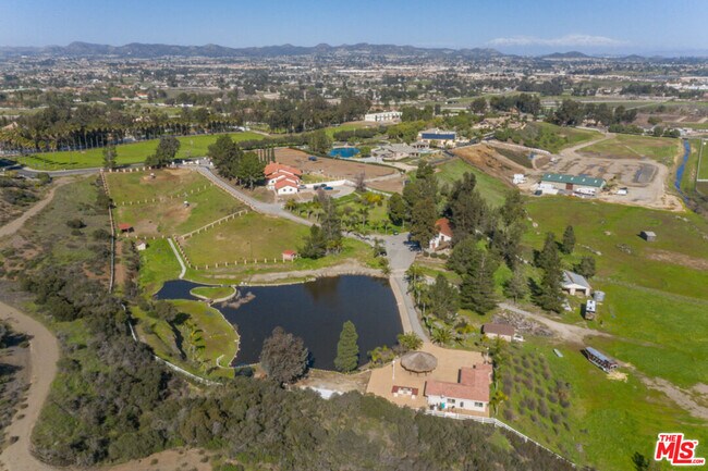 Building Photo - 42880 Brown Rd