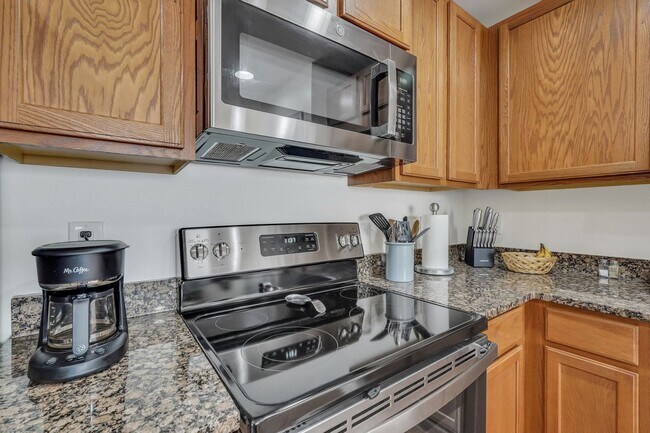 Building Photo - "Charming 2 Bed, 2 Bath Rental Home in Sun City, SC - Don't Miss Out!"