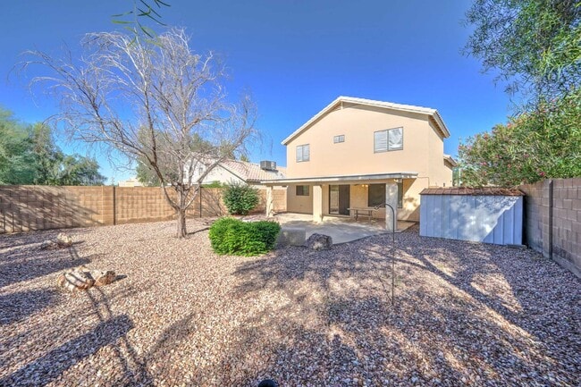 Building Photo - Desirable North Phoenix  Home with 1 Downstairs Bedroom!!!