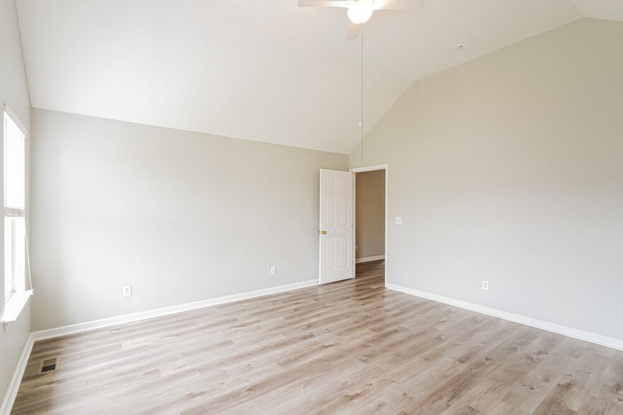 Building Photo - 7424 Maggie Dr