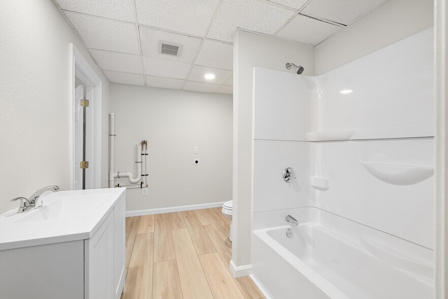 Building Photo - 137 Sandy Bottom Rd