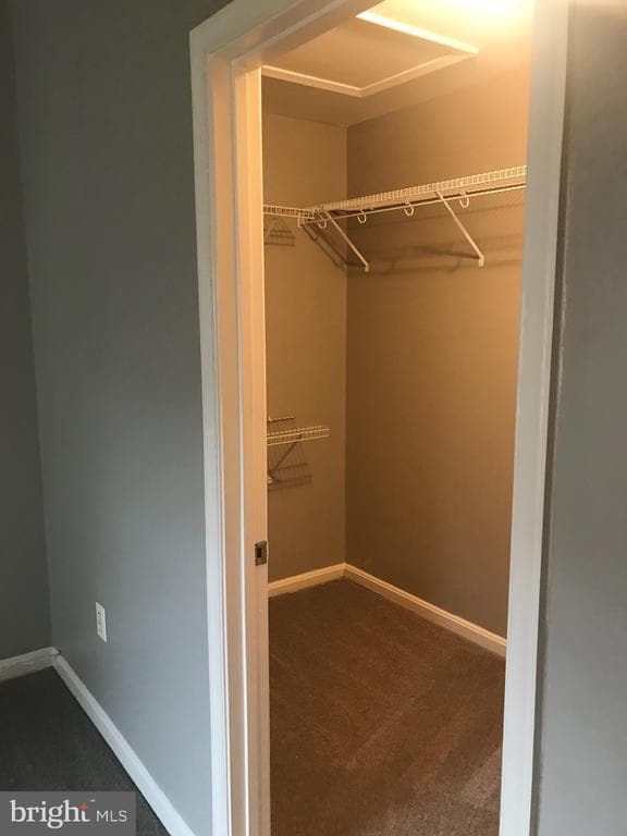 Building Photo - 4662 Deerwatch Dr