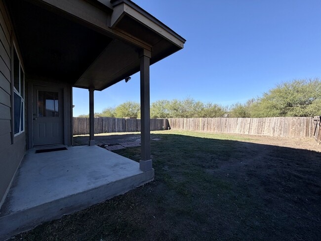 Building Photo - 7027 Fisherman Sky