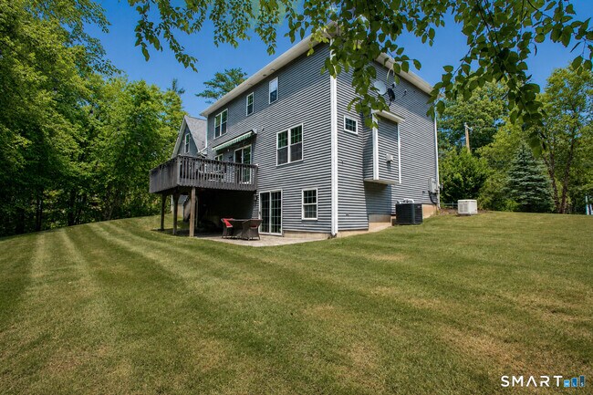 Building Photo - 299 Bushy Hill Rd