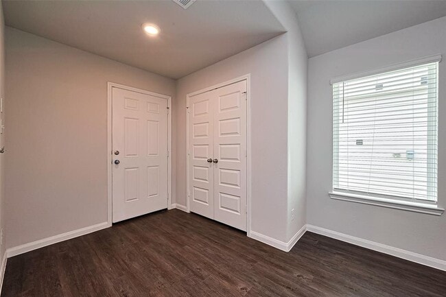 Building Photo - 22548 Cormorant Ct