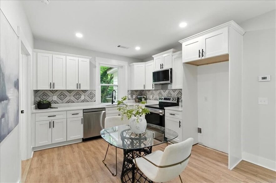 Building Photo - 1441 Ezra Church Dr NW