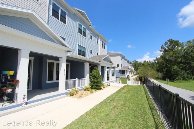 Building Photo - 4 br, 3.5 bath House - 413 Diamond Dove Cove