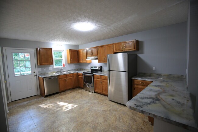 Kitchen - 409 Filter Plant Rd