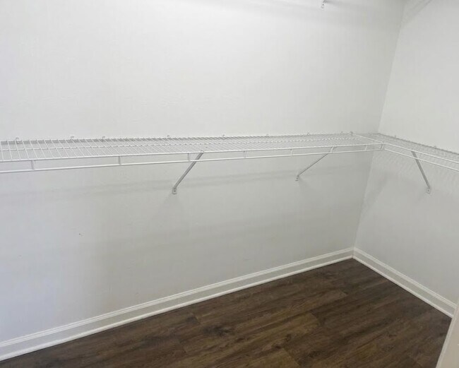 Building Photo - 5134 SW 41st St