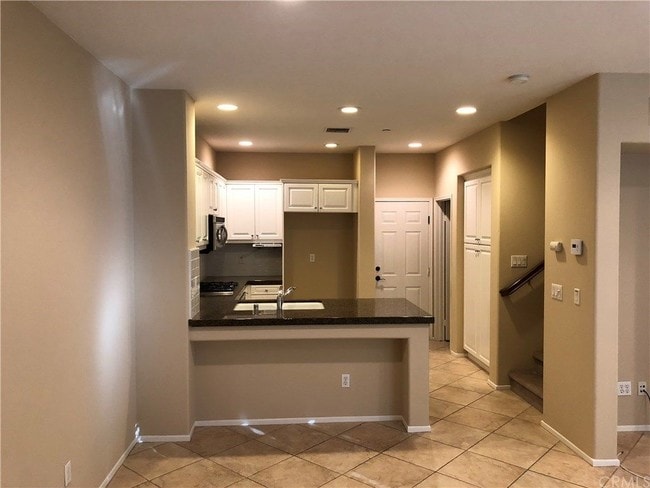 Building Photo - 3358 Via Trentino