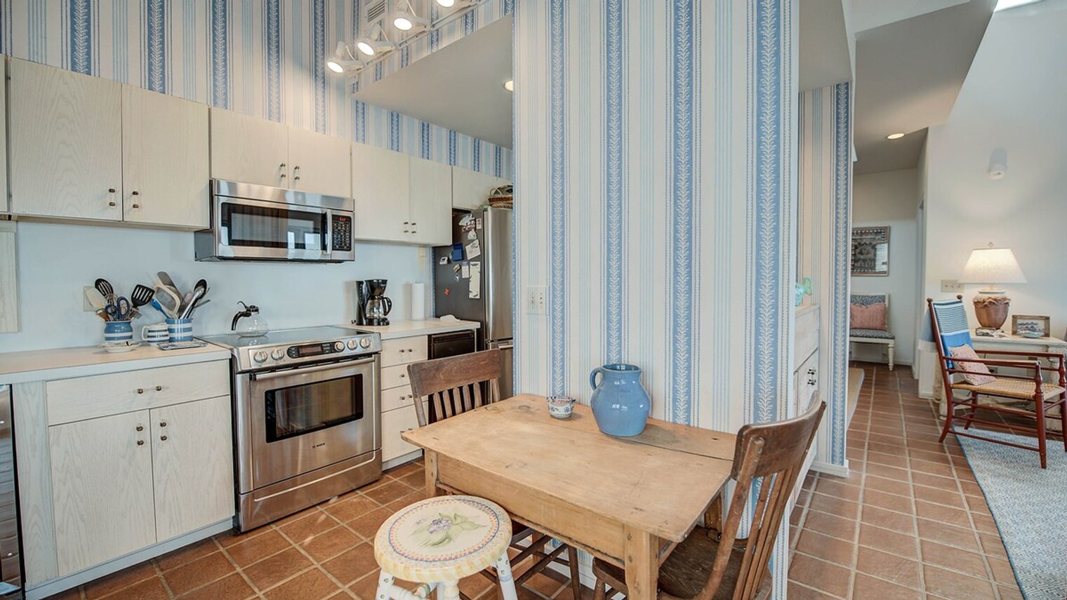 Building Photo - 1100 Debordieu Blvd