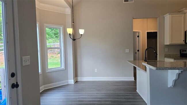 Building Photo - 130 Buck Trail
