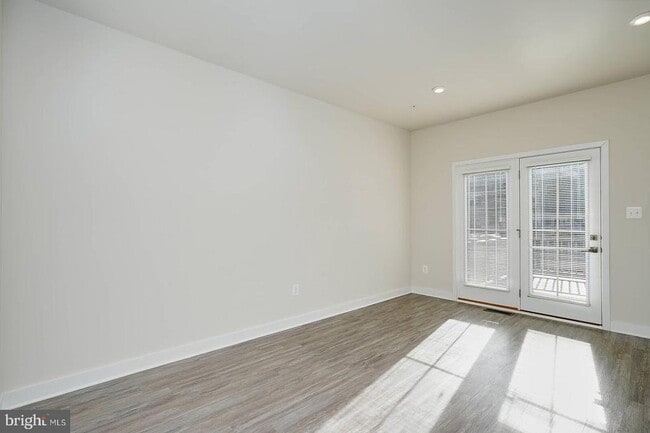 Building Photo - 5831 Pecking Stone St