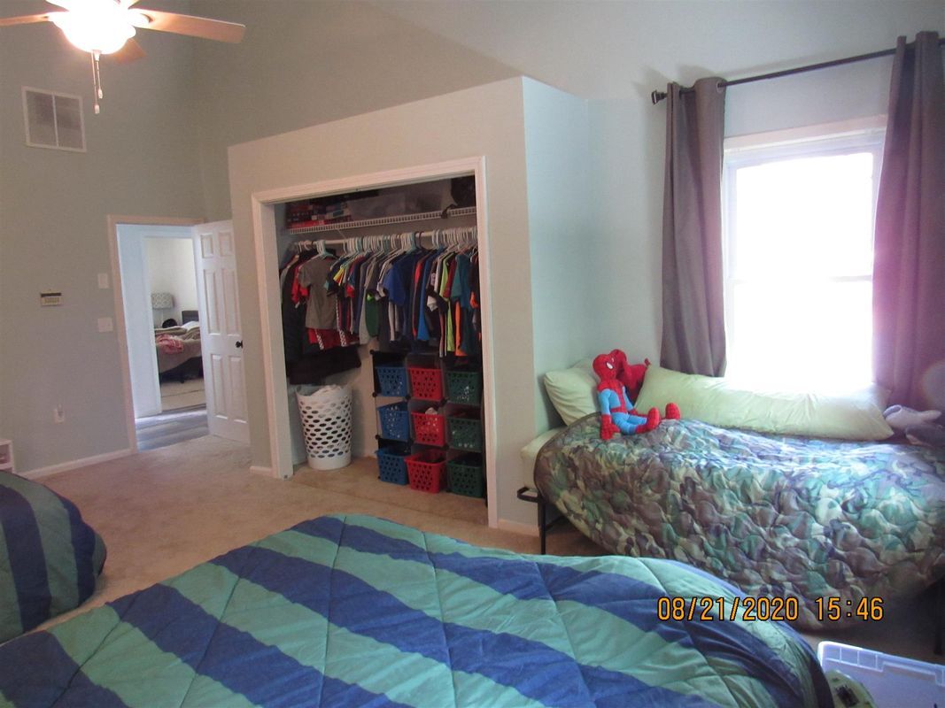 Building Photo - 56 McIntosh