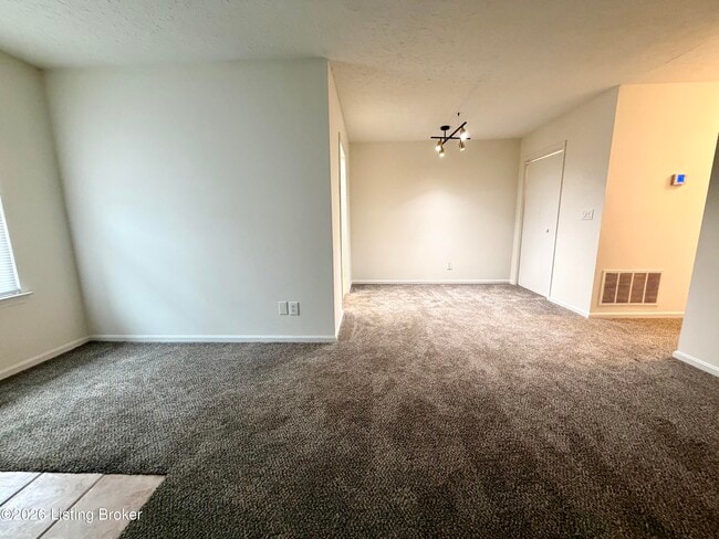 Building Photo - 710 Victoria Ct
