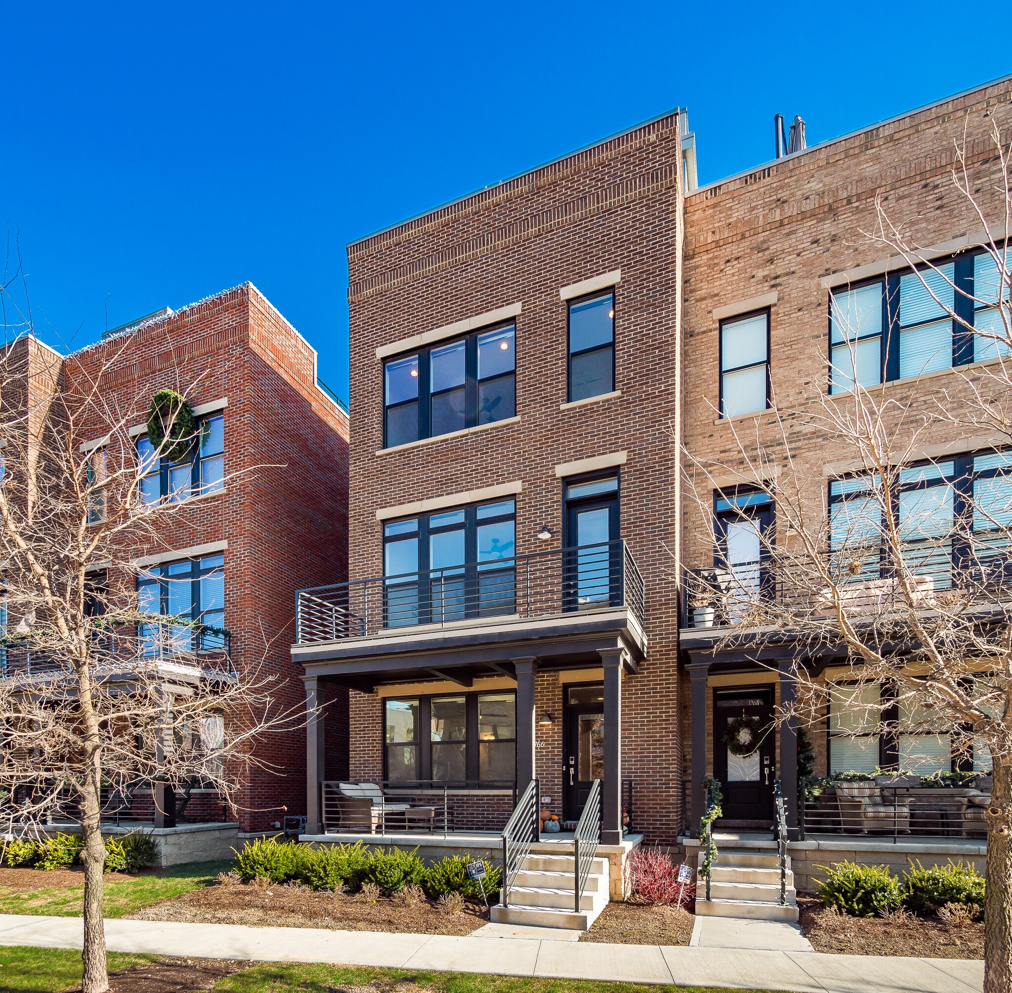 Building Photo - 766 N 6th St