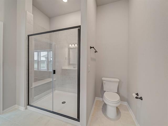 Building Photo - 2905 Parkwood Cir
