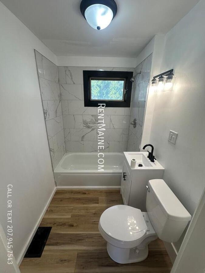 Building Photo - 178 Pearl St