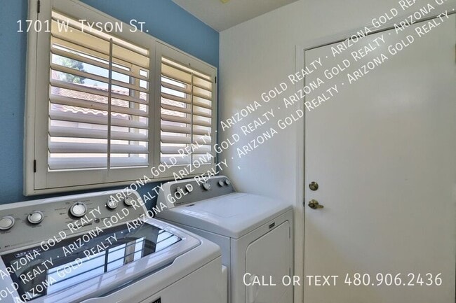 Building Photo - 1701 W Tyson St