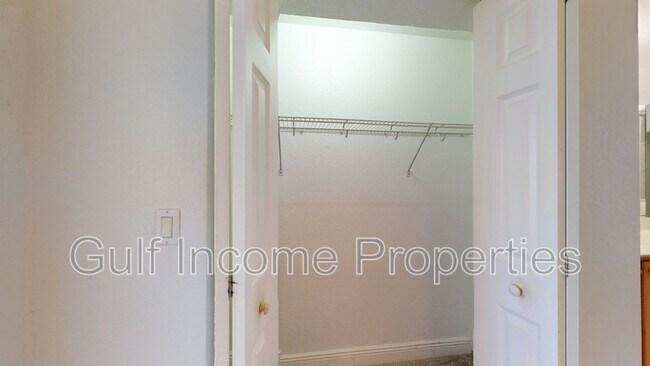 Building Photo - 2715 Terra Ceia Bay Blvd