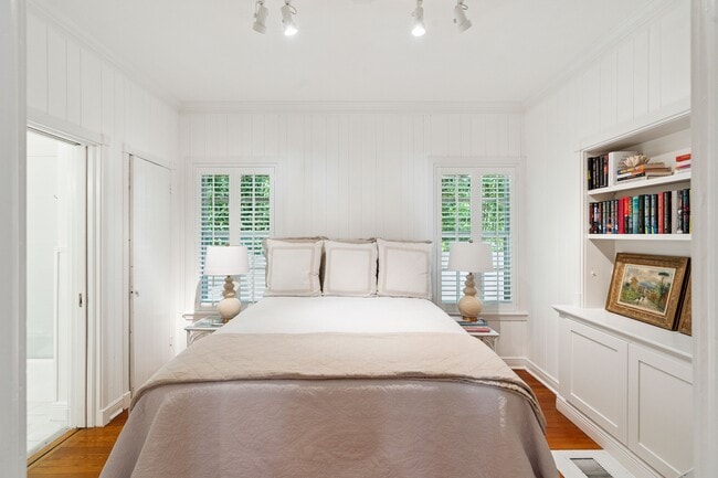 Building Photo - 151 S County Rd