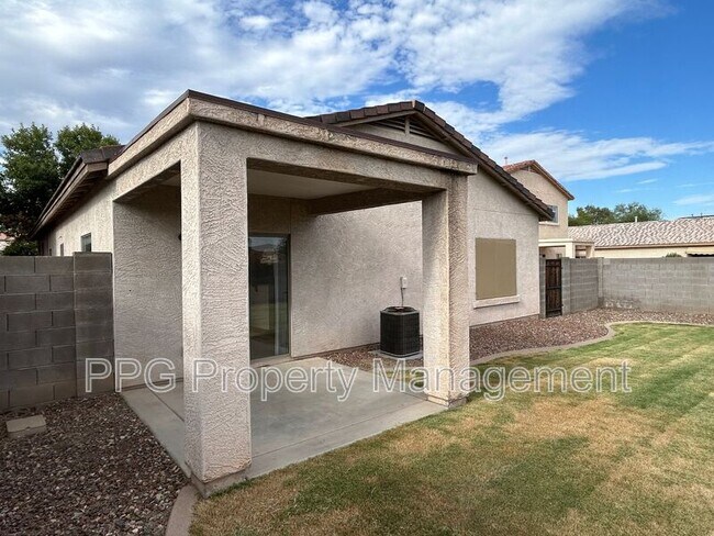 Building Photo - 17029 W Carmen Dr