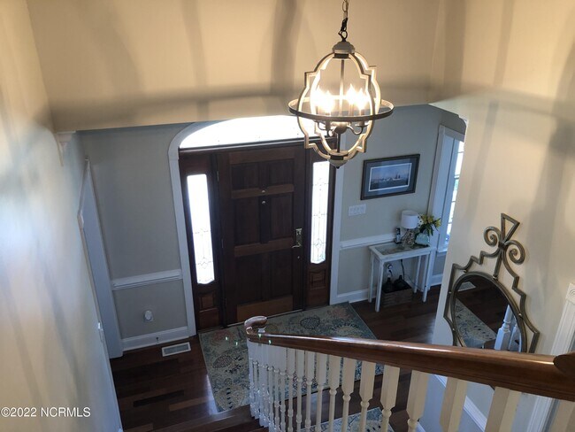 Building Photo - 534 Neptune Dr