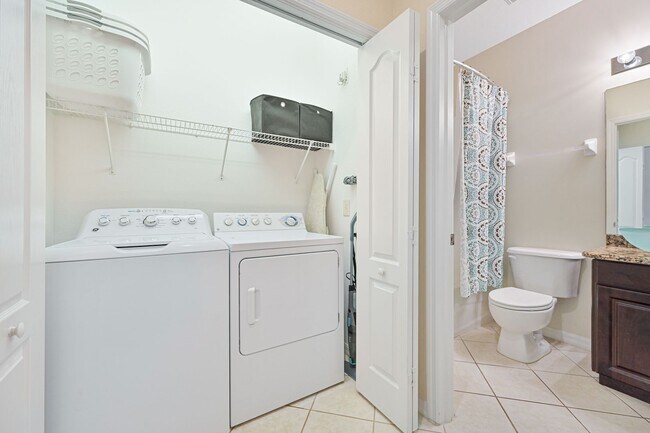 Building Photo - ** 2Bed/2Bath - Turnkey Condo in Bella Ter...