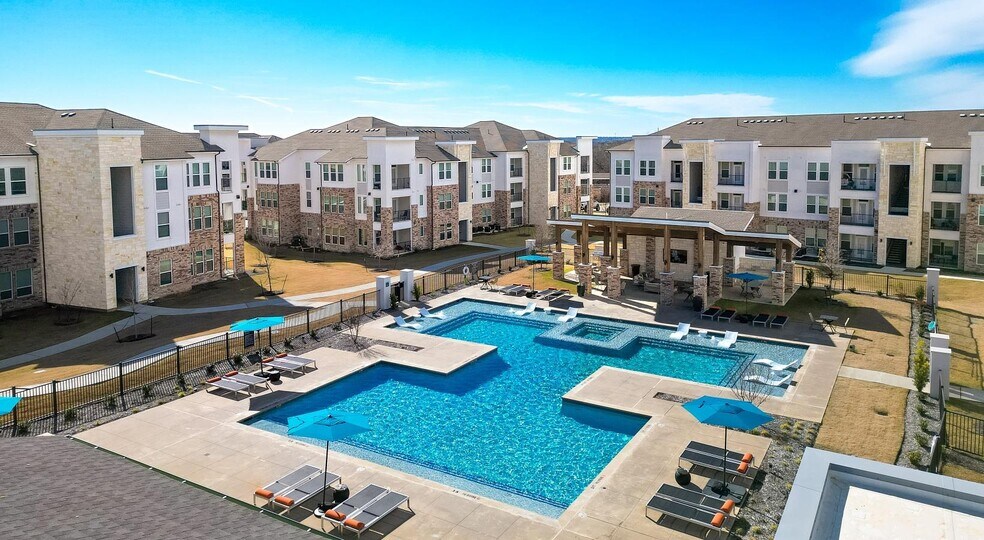 Building Photo - 241 N Overlook Dr