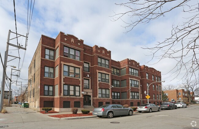 Primary Photo - 7436 S Kingston St
