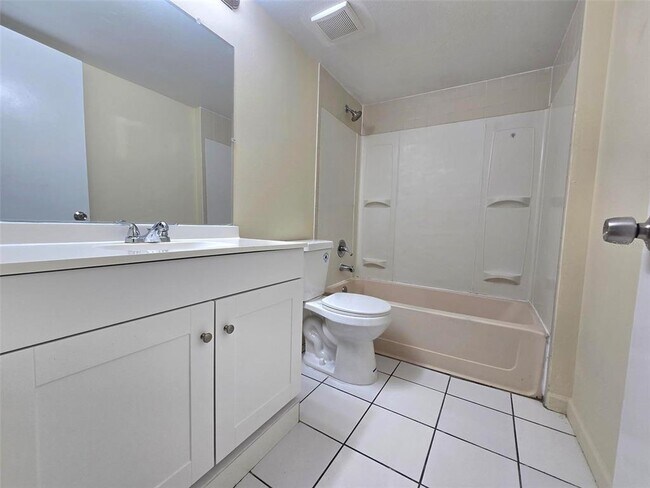 Building Photo - 4007 Ashford Green Pl