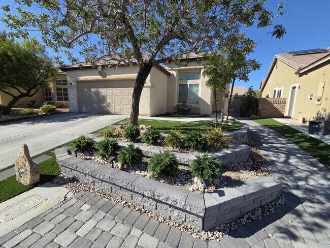 Building Photo - 3760 Candytuft Ridge Ave