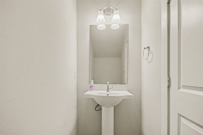 Building Photo - 3013 Wilmington St