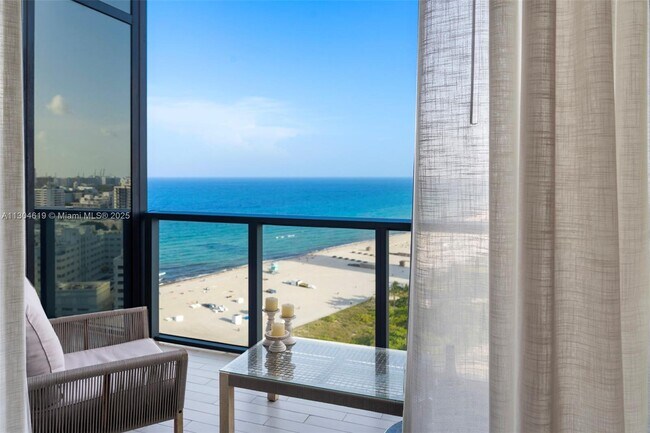 Building Photo - 2201 Collins Ave