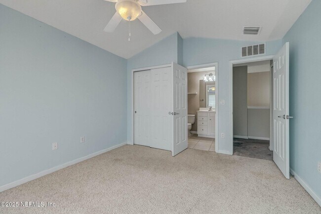 Building Photo - 6609 Spring Flower Ct