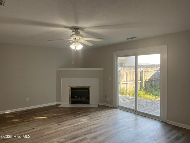 Building Photo - 4245 Williamsbrook Ln