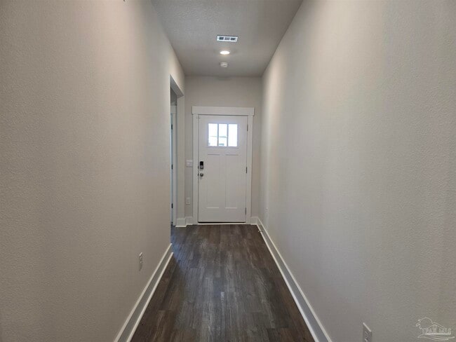 Building Photo - 5839 Sargassum Ln